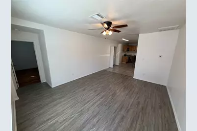 211 Shaw Street #A, Taylor, TX 76574 - Photo 2