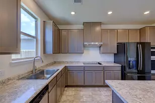 18517 Spotted Eagle Ln, Elgin, TX 78621 - Photo 8