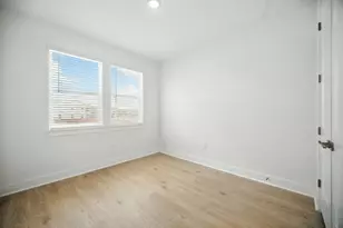 1602 Kit Cir, Austin, TX 78758 - Photo 18