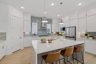 1602 Kit Cir, Austin, TX 78758 - Photo 10