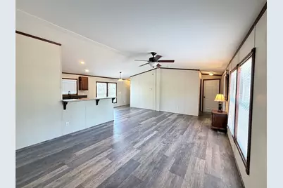 157 Lakeside Drive, Bastrop, TX 78602 - Photo 4
