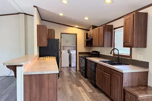 157 Lakeside Dr, Bastrop, TX 78602 - Photo 6
