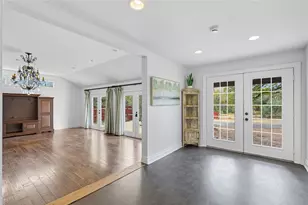 3003 Burleson Rd, Austin, TX 78741 - Photo 12