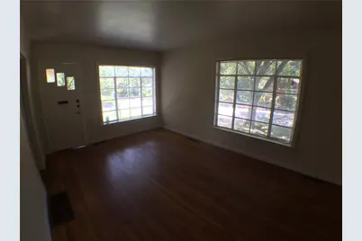 2000 Schulle Avenue, Austin, TX 78703 - Photo 4