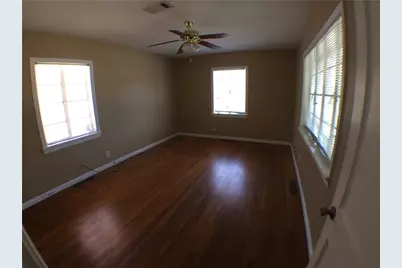 2000 Schulle Avenue, Austin, TX 78703 - Photo 10
