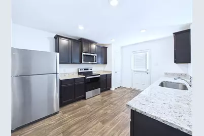 525 Riverdale Drive, Jarrell, TX 76537 - Photo 4