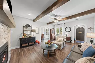 1005 E 14th St, Cameron, TX 76520 - Photo 8