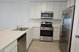 23604 Tiny Moons Wy, Elgin, TX 78621 - Photo 4