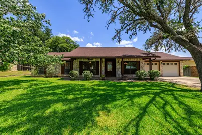 415 Meadow Ridge Drive, Kerrville, TX 78028 - Photo 1