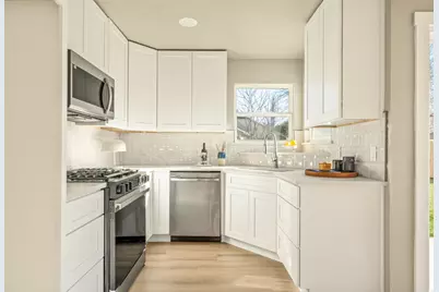 2506 Charla Circle, Austin, TX 78728 - Photo 12