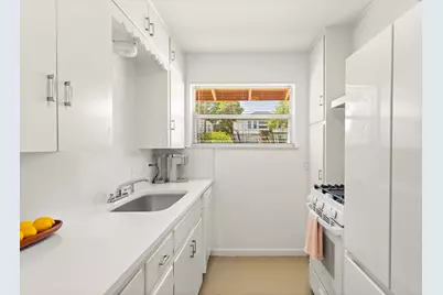 2004 Pasadena Drive #B, Austin, TX 78757 - Photo 6