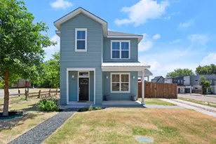 1809 Chestnut, Austin, TX 78702 - Photo 4
