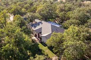346 The Oaks Blvd, Elgin, TX 78621 - Photo 34