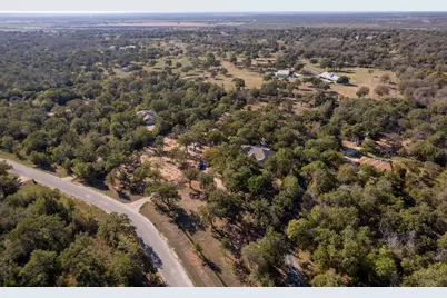 346 The Oaks Boulevard, Elgin, TX 78621 - Photo 36