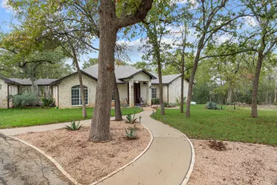 346 The Oaks Boulevard, Elgin, TX 78621 - Photo 1