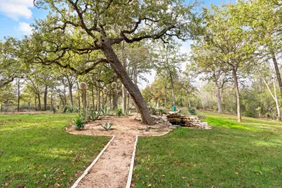 346 The Oaks Boulevard, Elgin, TX 78621 - Photo 30