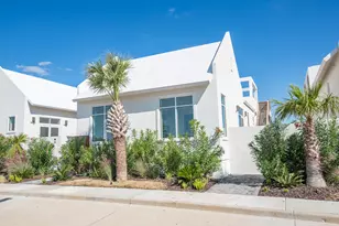 110 Porto Villageo Dr, Port Aransas, TX 78373 - Photo 4