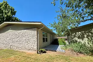 1503 Braes Ridge Dr, Austin, TX 78723 - Photo 12