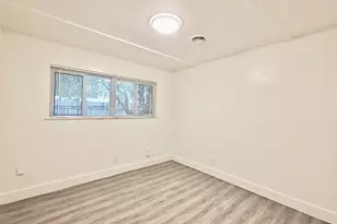 1503 Braes Ridge Dr, Austin, TX 78723 - Photo 8