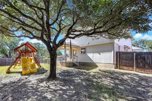 11110 Jim Thorpe Ln, Austin, TX 78748 - Photo 32