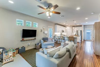 1700 Singleton Avenue #A, Austin, TX 78702 - Photo 2