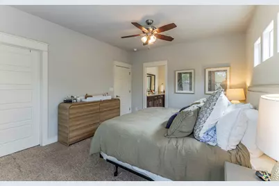 1700 Singleton Avenue #A, Austin, TX 78702 - Photo 12