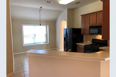 4105 Meadow Bluff Way, Round Rock, TX 78665 - Photo 6