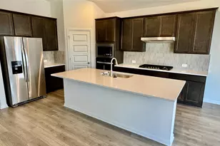 116 Pendleton Dr, Kyle, TX 78640 - Photo 2