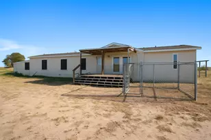1600 Co Rd 465, Elgin, TX 78621 - Photo 4