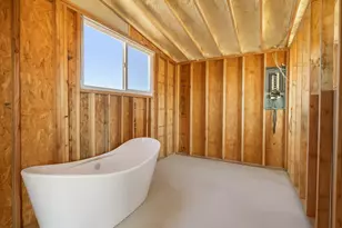 1600 Co Rd 465, Elgin, TX 78621 - Photo 20