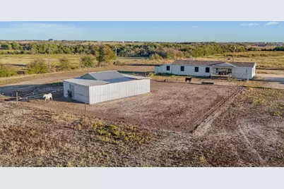 1600 County Road 465, Elgin, TX 78621 - Photo 2