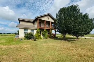 2334 Co Rd 464, Elgin, TX 78621 - Photo 2