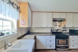 2334 Co Rd 464, Elgin, TX 78621 - Photo 12