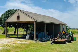 2334 Co Rd 464, Elgin, TX 78621 - Photo 26