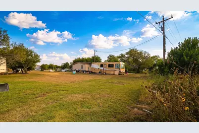 113 Red Head Cove, San Marcos, TX 78666 - Photo 6