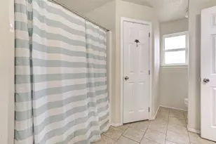 605 Copper Ct, Jarrell, TX 76537 - Photo 24