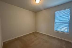 2101 Rivers Edge Way, Austin, TX 78741 - Photo 18