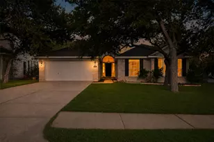 13212 Humphrey Dr, Austin, TX 78729 - Photo 2