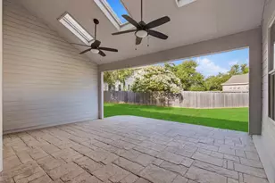 13212 Humphrey Dr, Austin, TX 78729 - Photo 32