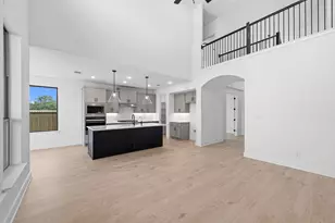237 Pacific Grove Cir, Liberty Hill, TX 78642 - Photo 18