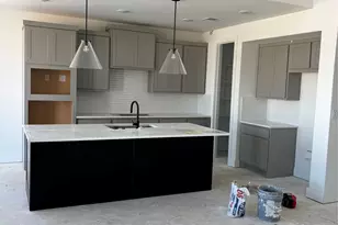 237 Pacific Grove Cir, Liberty Hill, TX 78642 - Photo 2