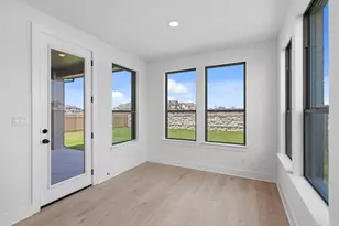 237 Pacific Grove Cir, Liberty Hill, TX 78642 - Photo 14