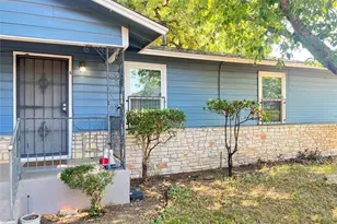 1114 Tillery St, Austin, TX 78702 - Photo 2