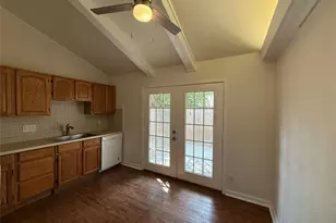 6710 Circle S Rd, Austin, TX 78745 - Photo 12