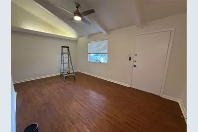 6710 Circle S Road #B, Austin, TX 78745 - Photo 4