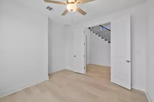 213 Pacific Grove Cir, Liberty Hill, TX 78642 - Photo 32