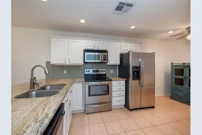 7211 Lakewood Drive #E118, Austin, TX 78750 - Photo 8