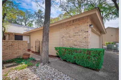 7211 Lakewood Drive #E118, Austin, TX 78750 - Photo 2