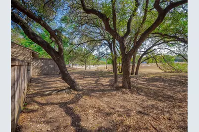 7211 Lakewood Drive #E118, Austin, TX 78750 - Photo 32