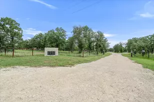 2755 Washburn Rd, Luling, TX 78648 - Photo 2